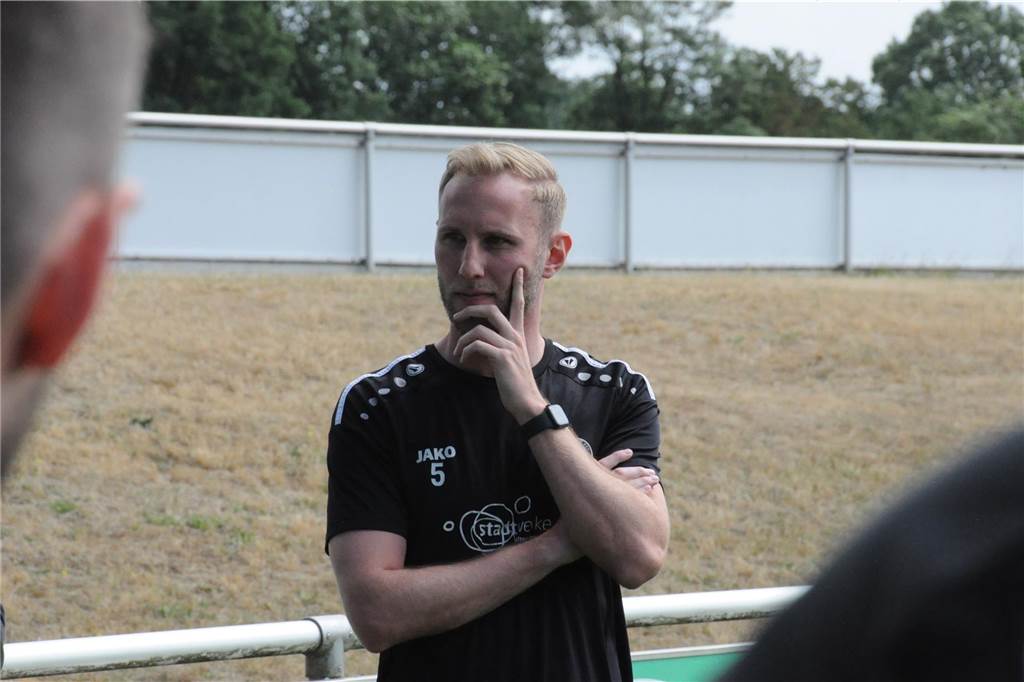 Mit vier externen Neuzugängen und vier Spielern aus der eigenen A-Jugend als Verstärkungen ist der TuS Haltern am See in die Vorbereitung auf die Westfalenliga-Saison 2023/24 gestartet.