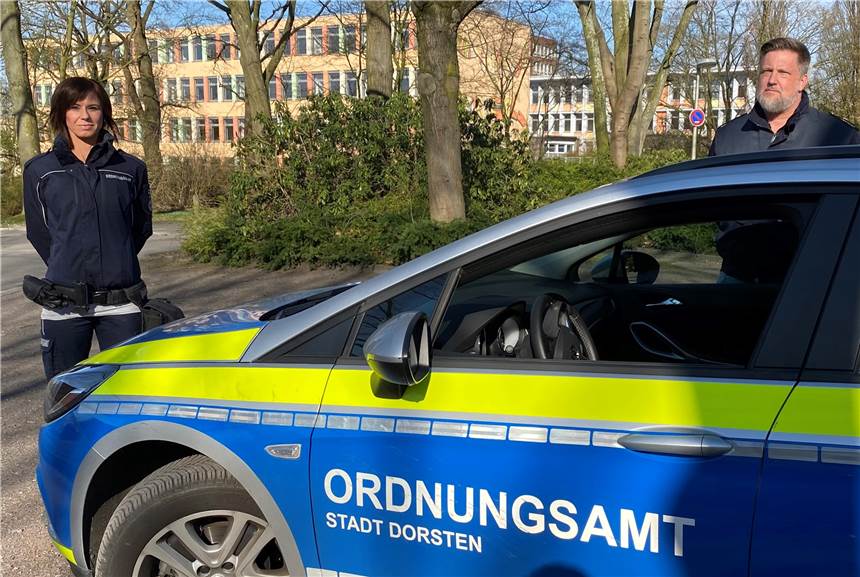 Coronavirus: Stadt Dorsten bestraft Verstöße konsequent - bei 200 Euro Bußgeld geht‘s los Mitarbeiter des Kommunalen Ordnungsdienstes der Stadt Dorsten achten auf die Einhaltung der Regeln zum Corona-Schutz - und bringen Verstöße jetzt konsequent zur Anzeige.