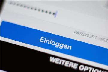 Mithilfe der Identitätsplattform Verimi ist es möglich, sich bei verschiedenen Internetseiten einzuloggen. Foto: Lukas Schulze