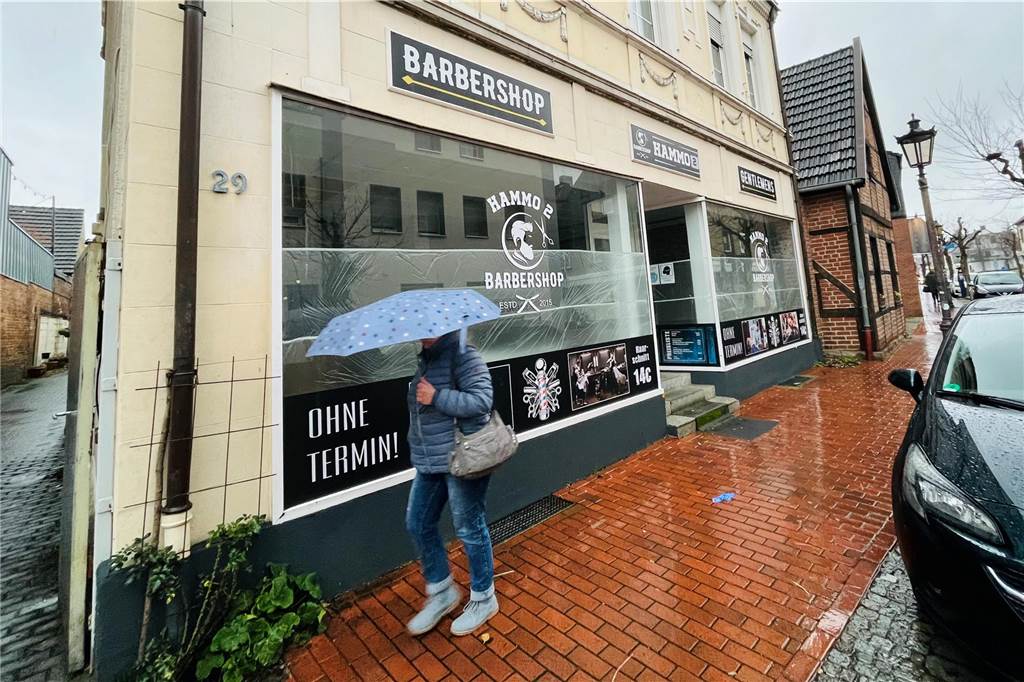 Auf Reiseplattform beworben, dabei längst zu: Nachfolger zieht schon ein Der Barbershop "Hammo 2" in Haltern von außen.