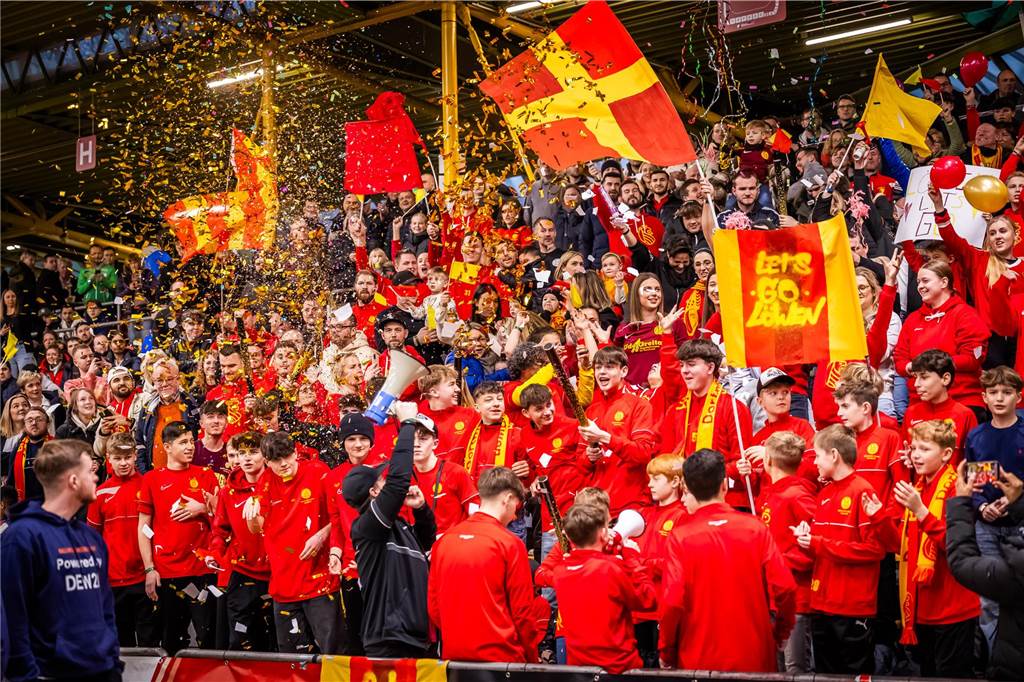 Mitte Januar wird es wieder laut und bunt, wenn die Helmut-Körnig-Halle Austragungsort des Final-Wochenendes der Dortmunder Hallenstadtmeisterschaft ist.