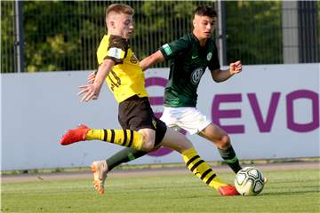 Mittelfeldspieler Dennis Lütke Frie fehlt der BVB-U17 heute beim Spiel in Mönchengladbach.