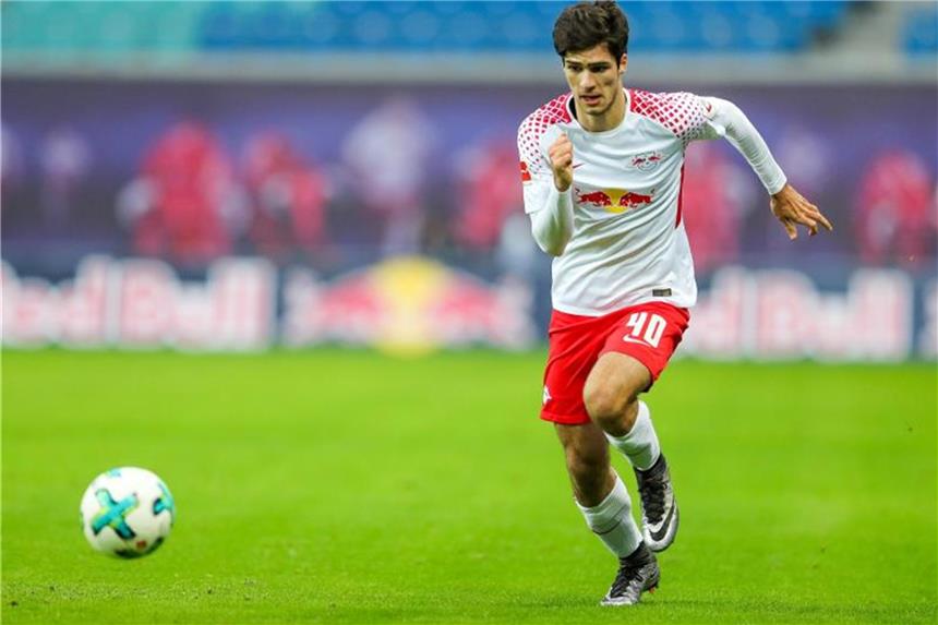 Greuther Fürth leiht Leipzigs Talent Abouchabaka aus Mittelfeldspieler Elias Abouchabaka wird von RB Leipzig an die SpVgg Greuther Fürth ausgeliehen. Foto: Jan Woitas