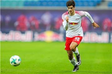 Mittelfeldspieler Elias Abouchabaka wird von RB Leipzig an die SpVgg Greuther Fürth ausgeliehen. Foto: Jan Woitas