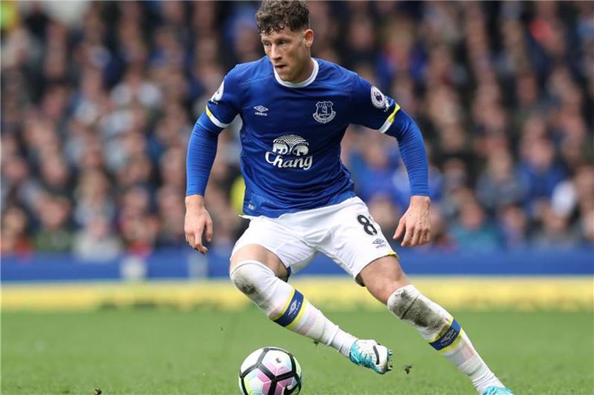 Nationalspieler Barkley wechselt zum FC Chelsea Mittelfeldspieler Ross Barkley kommt vom FC Everton nach London. Foto: Martin Rickett/PA Wire