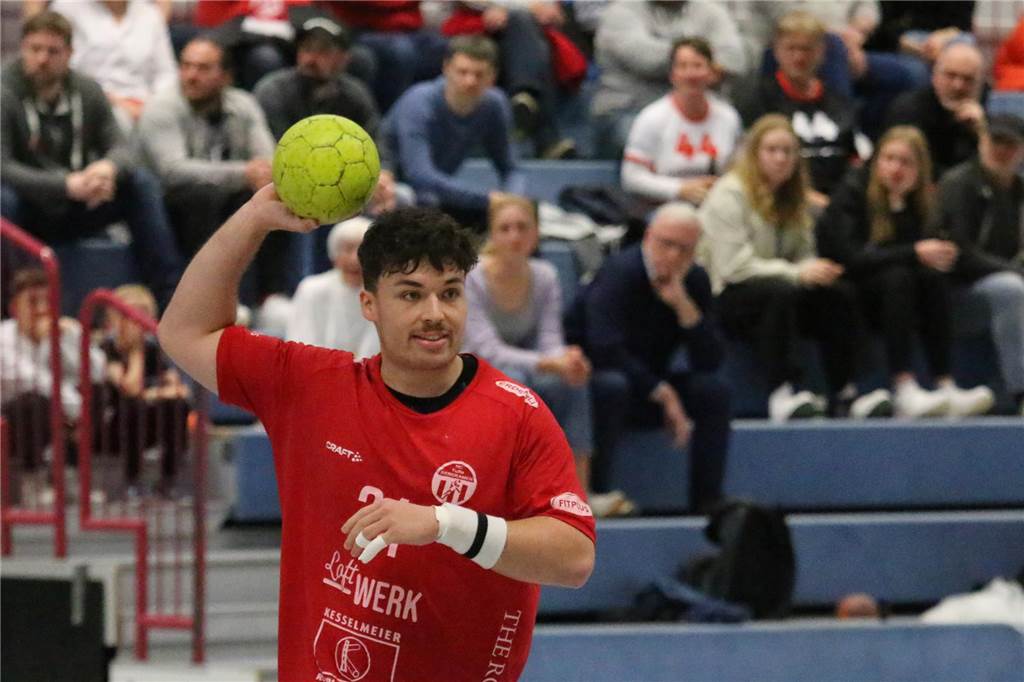 HC TuRa Bergkamen ärgert den Spitzenreiter: Auch Toptorjäger verlässt den Klub überraschend Mittelmann Niklas Domanski verlässt den HC TuRa Bergkamen am Saisonende.