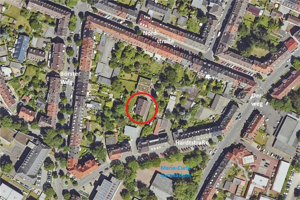 Wohn-Überraschung im Hinterhof: Dieses Loft könnte in Serie gehen Luftbild vom Hinterhof an der Hardtstraße.
