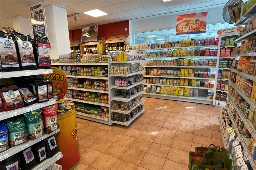 Muttermilch-Analyse, Bio-Wein und Co.: Castrop-Rauxeler Bioladen wird 40 Mittlerweile 200 Quadratmeter groß, der Bioladen in Castrop-Rauxel.