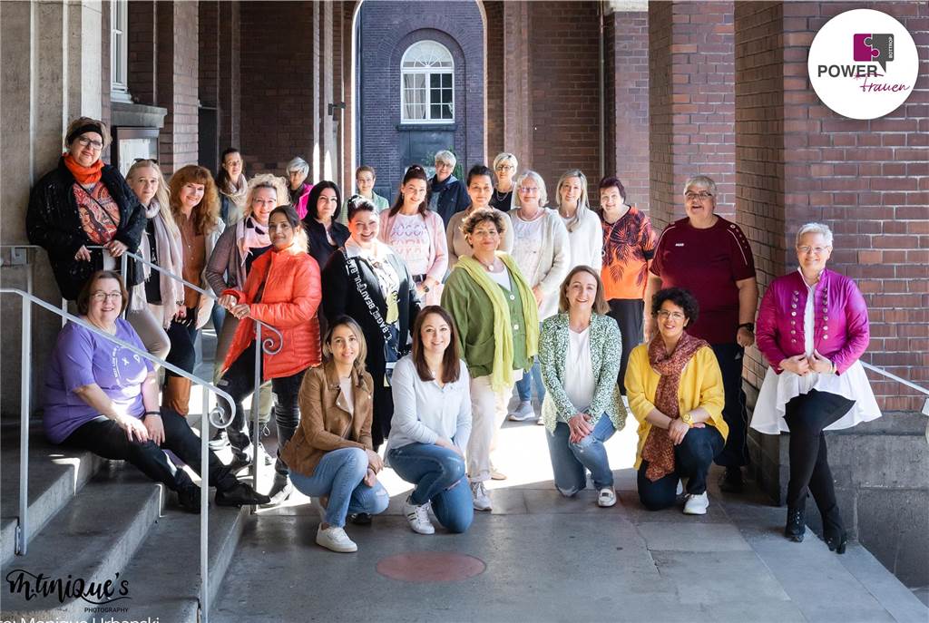Die Power Frauen laden ein zum ersten Tag der Gesundheit in Bottrop Mittlerweile besteht das Netzwerk „Power Frauen“ in Bottrop aus mehr als 160 Unternehmerinnen.