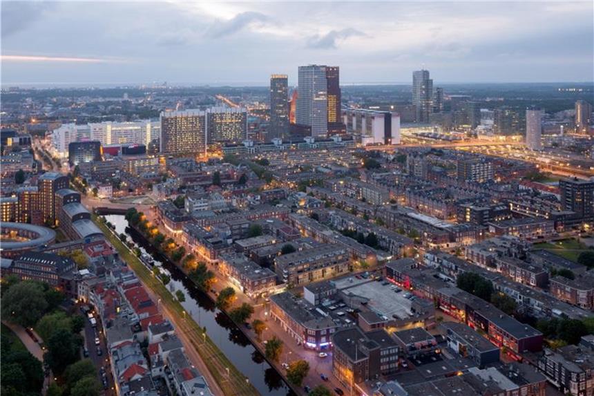 Den Haag ist die Stadt am Meer mit zwei Gesichtern Modernes Den Haag - die Metropole ist Regierungssitz, während das wesentlich bekanntere Amsterdam Hauptstadt ist. Foto: Arjan de Jager/Den Haag Marketing