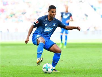 Möchte irgendwann zurück auf die Insel: Nationalspieler Serge Gnabry. Foto: Uwe Anspach