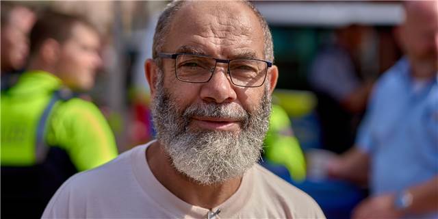 „Ich hab mich nie getraut, Polizisten anzusprechen – aber es war gut!“ 