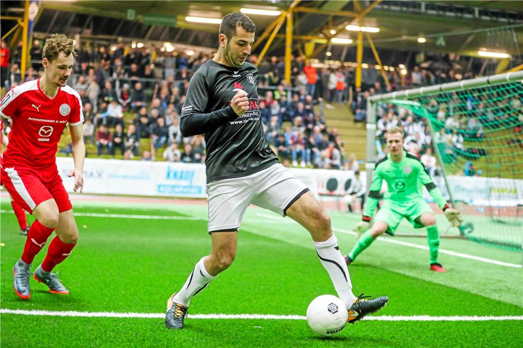 Westfalia Wickede verliert auch den Dortmunder Rekord-Stürmer – Er geht in die Kreisliga C Mohamed Lmcademali gehört zu den größten Legenden der Dortmunder Hallenstadtmeisterschaft.