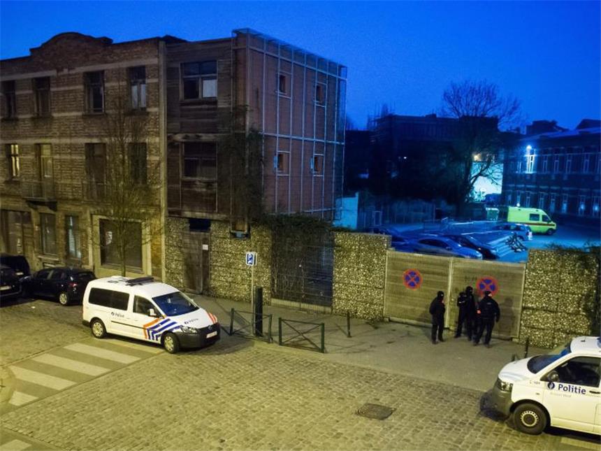 Abdeslam wollte sich beim Länderspiel in Paris sprengen Molenbeek ist für Frankreich zum Synonym geworden für die Jagd auf die Attentäter von Paris. Foto: Stephanie Lecocq