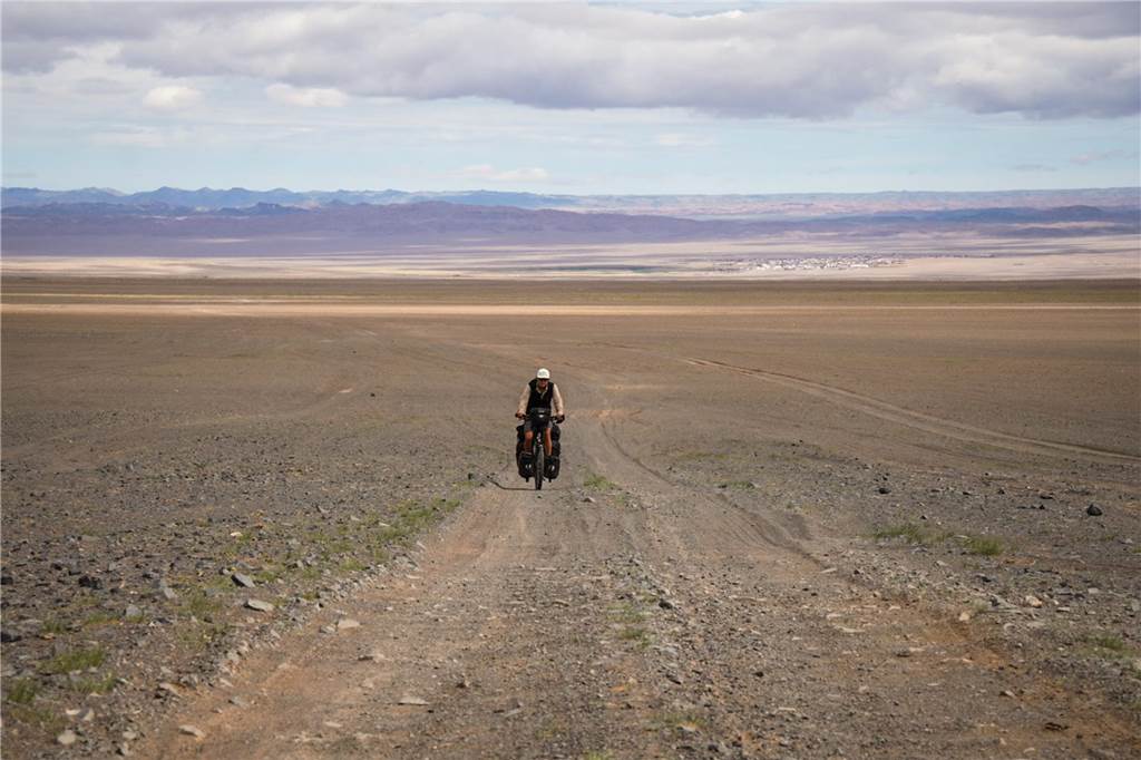 Mongolei - Steppe, Weite, Einsamkeit. Die Mongolei ist eines der rauesten Länder, die wir mit den Rädern bereist haben.