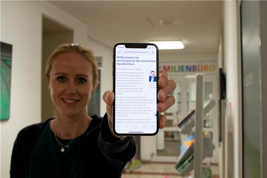 Gemeinde Nordkirchen bietet Serviceleistungen jetzt auch online an Monika Haub arbeitet im Bereich Digitalisierung bei der Gemeinde Nordkirchen und stellt das neue Serviceportal der Gemeinde vor.