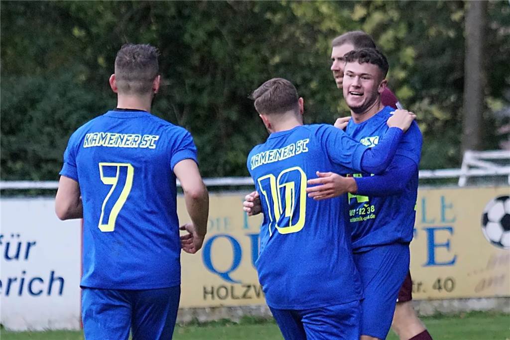 Aufstiegsspiel statt Wembley: Kamener SC hat Stammspieler an Bord Moritz Denninghoff (r.) verzichtet mit seinem Bruder Philip auf die Karten für das Champions-League-Finale.