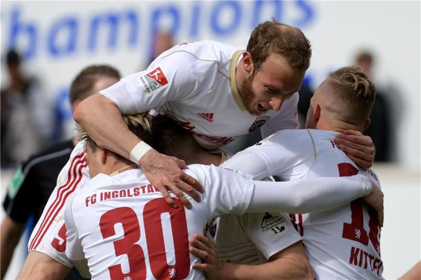 FC Ingolstadt trennt sich von fünf Profis - Hartmann geht Moritz Hartmann (M) spielt seit 2009 für Ingolstadt. Foto: Stefan Puchner