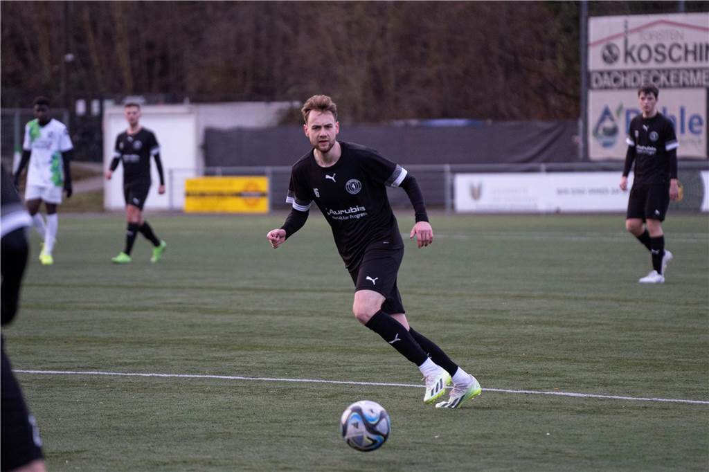 Moritz Möller ist überragend in Form bei Westfalia Wethmar Moritz Möller schaut auf den Ball.