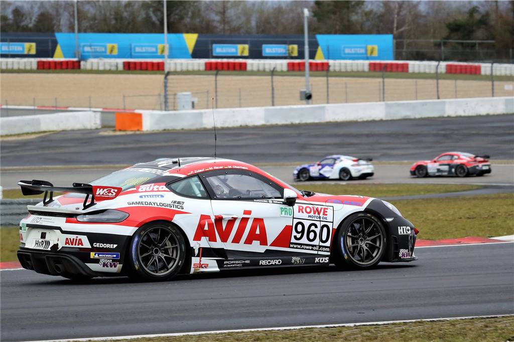 Moritz Oberheim siegt auf der Nordschleife Moritz Oberheim in seinem Porsche 718 Cayman GT4 CS.