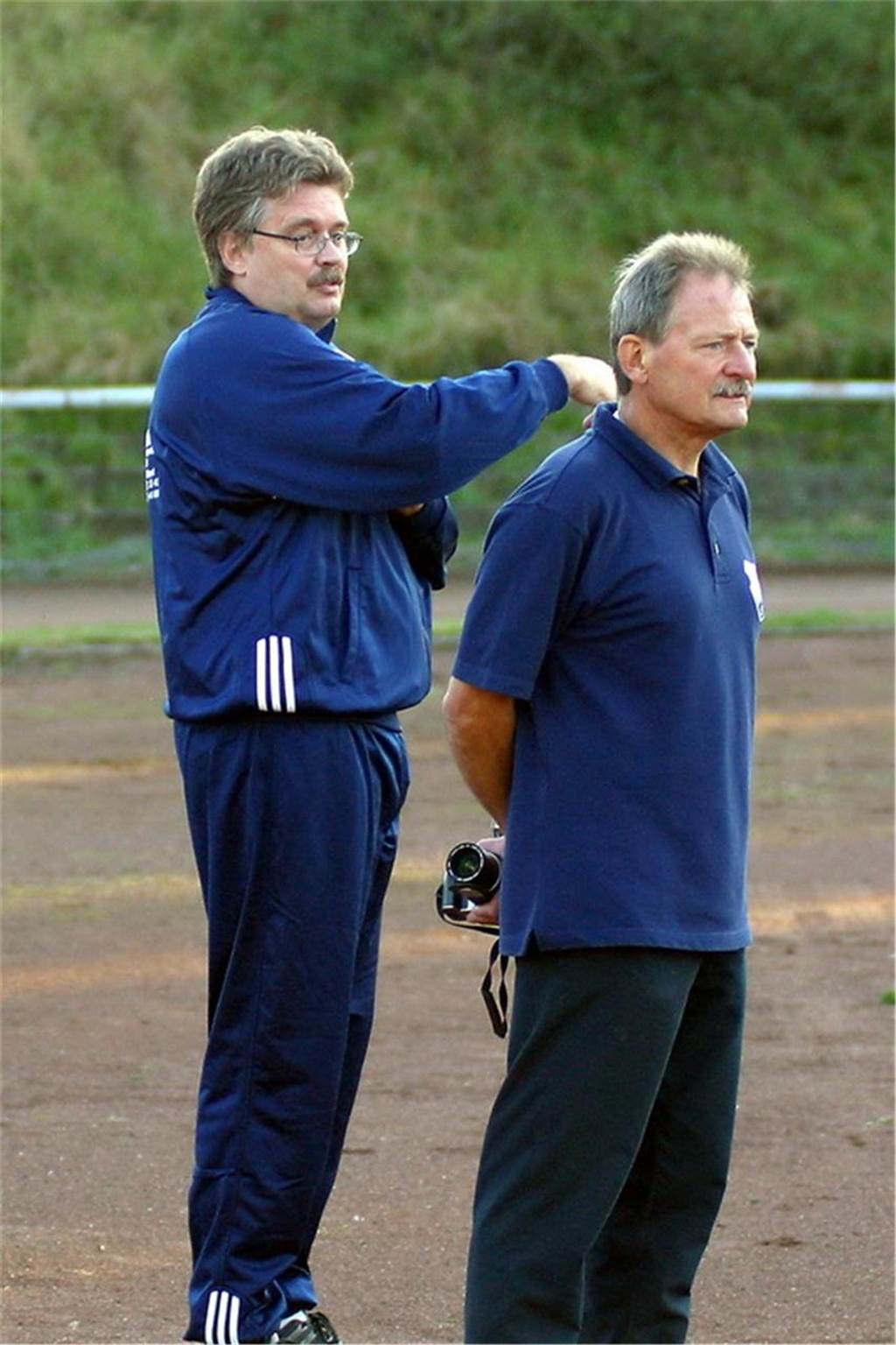 MSV Duisburg beim Spiel gegen eine Mannschaft des FC Frohlinde mit Akteuren der Stadtauswahl Castrop-Rauxel