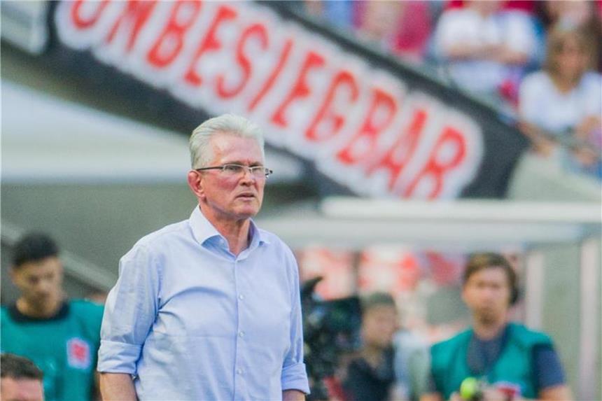 Heynckes gnädig: Absolution für Lewandowskis Ego-Auftritt Münchens Trainer Jupp Heynckes weiß mit den Spielern umzugehen. Foto: Rolf Vennenbernd