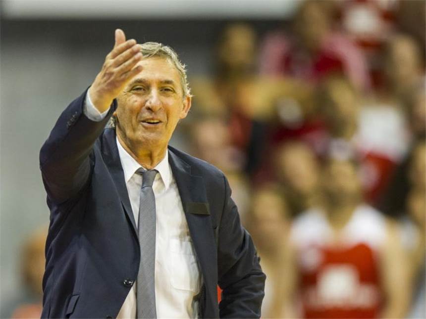 Bayern-Coach Pesic wütend auf ALBA-Manager Baldi Münchens Trainer Svetislav Pesic findet das Benehmen des Berliner Managers Baldi nicht in Ordnung. Foto: Marc Müller