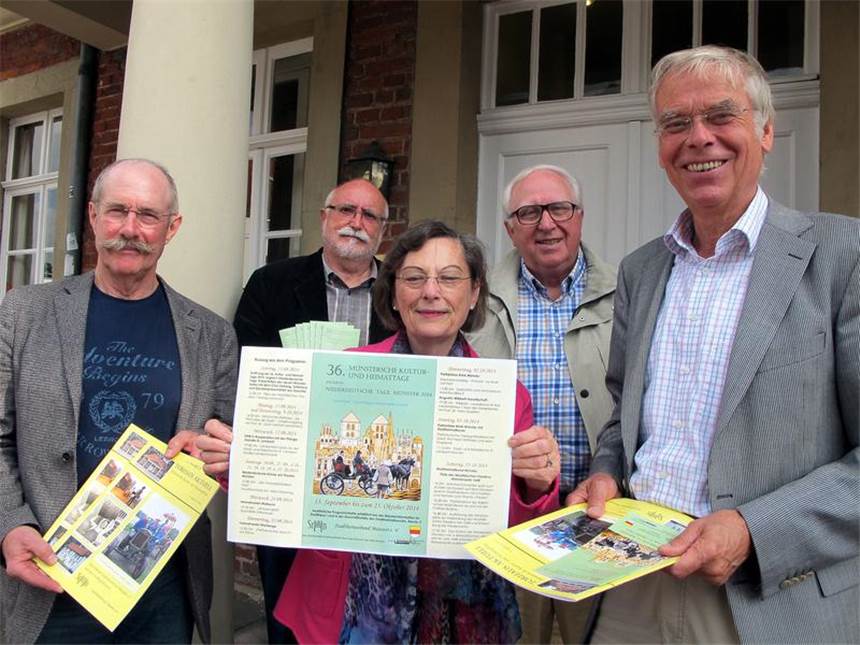 Münsterlied eröffnet Kulturtage Münsterlied-Schreiber Hans Westhoff (2.v.r.) lädt zusammen mit (v.l.) Helmut Wilken, Peter Kaenders, Ursula Warnke, und Heinz Heidbrink vom Stadtheimatbund zu den 36. Münsterschen Kultur- und Heimattagen sowie zu den Niederdeutschen Tagen ein.