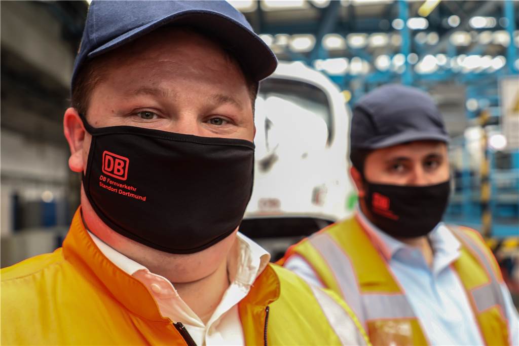 Video: ICE-Züge werden im DB-Werk Dortmund coronafit gemacht Mundschutz ist Pflicht bei der Arbeit im DB-Fernverkehrswerk.