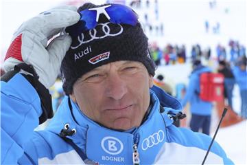 Muss im Olympia-Winter ohne seine Slalom-Asse auskommen: Alpin-Chef Wolfgang Maier. Foto: Michael Kappeler