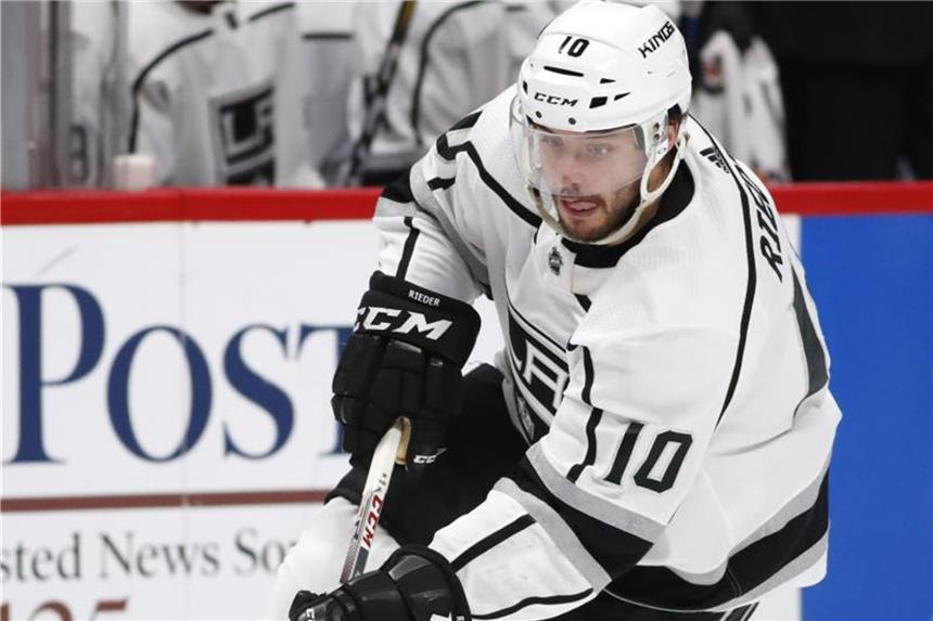 NHL: Draisaitl verliert erneut - Kühnhackl und Rieder siegen Muss um die Playoff-Teilnahme mit seinen Los Angeles Kings bangen: Tobias Rieder. Foto: David Zalubowski