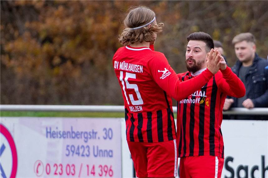 Nach Doppel-Weggang: Nächste Personalentscheidungen beim SSV Mühlhausen Mustafa Akdeniz (rechts) bleibt dem SSV Mühlhausen auch in der neuen Spielzeit erhalten. Dazu gab noch ein Stamm-Trio die Zusage.