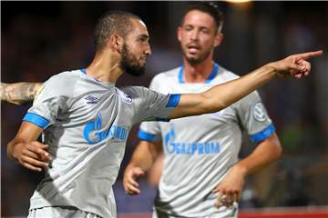 Nabil Bentaleb fiel in seinem ersten Jahr oft durch zu risikofreudiges Spiel auf.