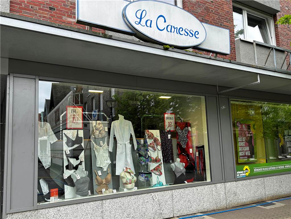 Wäsche-Fachgeschäft La Caresse schließt: Ladenlokal günstig zu haben Das Wäsche-Fachgeschäft La Caresse in Werne