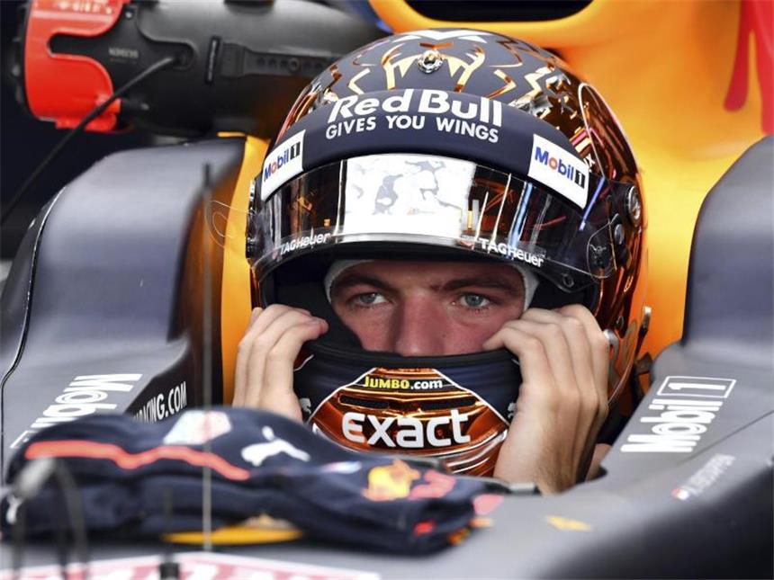 Verstappens sechster Ausfall Nach acht Runden war das Rennen in Belgien für Max Verstappen gelaufen. Foto: Geert Vanden Wijngaert