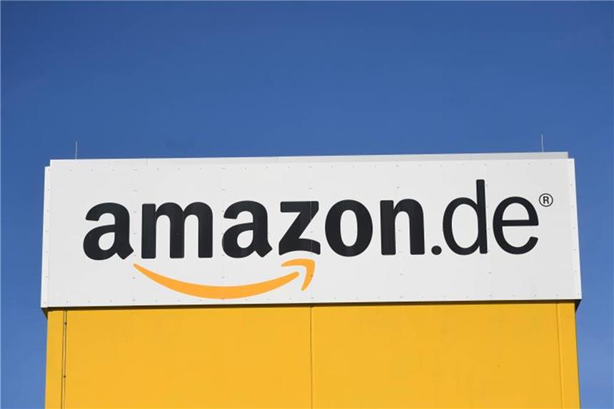 Amazon löscht Angebote jugendgefährdender Computerspiele Nach Angaben der Wettbewerbszentrale sind bei Amazon jugendgefährdende Computerspiele angeboten worden. Foto: Uli Deck/Symbolbild