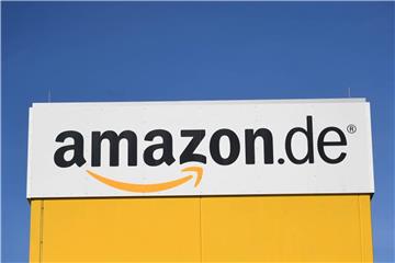 Nach Angaben der Wettbewerbszentrale sind bei Amazon jugendgefährdende Computerspiele angeboten worden. Foto: Uli Deck/Symbolbild
