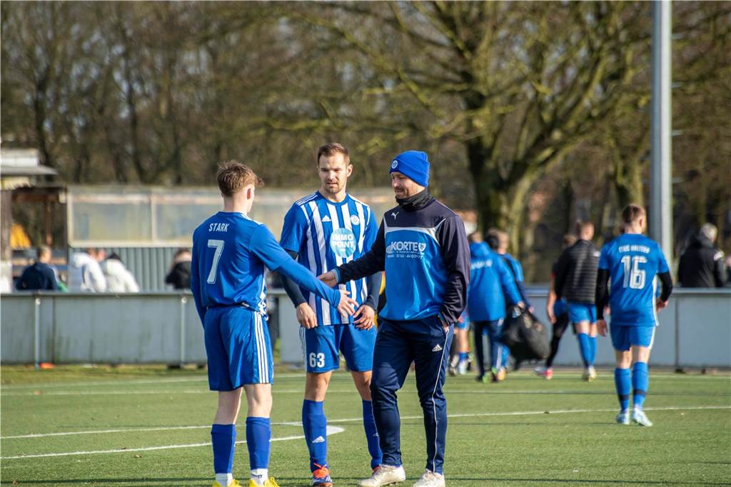 Nach dem 4:0 im Hinspiel gewann der SV Lippramsdorf auch das zweite Derby gegen den ETuS Haltern - diesmal mit 3:0 auf der Anlage an der Conzeallee.