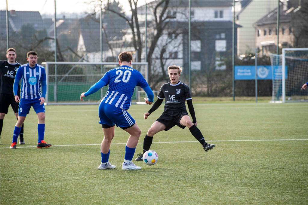 Nach dem 4:0 im Hinspiel gewann der SV Lippramsdorf auch das zweite Derby gegen den ETuS Haltern - diesmal mit 3:0 auf der Anlage an der Conzeallee.