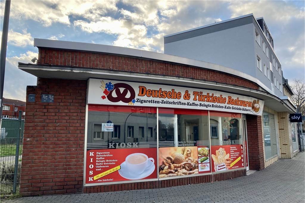 Back-Bistro auf Schwerin wird abgerissen: Neubau mit 15 Wohnungen geplant So sieht es an der Grimbergstraße 28 auf Schwerin bisher aus. Dort betrieb Nicole Thöne bis 2022 ein Geschäft für deutsche und türkische Backwaren.