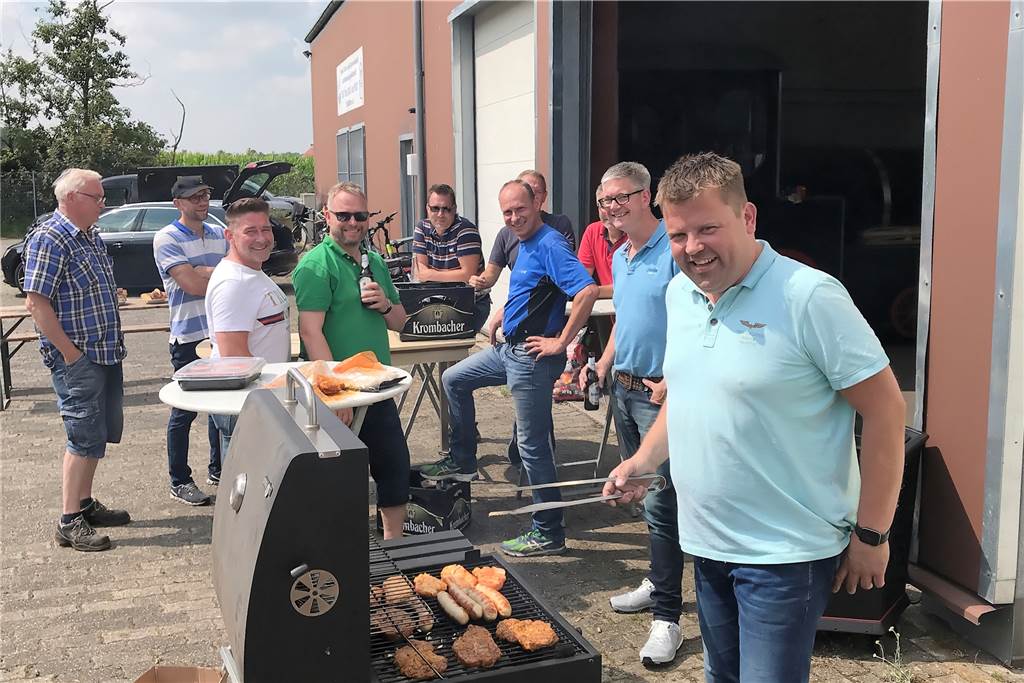 Sessionsstart ohne neues Prinzenpaar findet Zustimmung bei KG-Mitgliedern Nach dem Aufräumen am Aschermittwoch war es das erste Treffen für die Mitglieder des Elferrates.