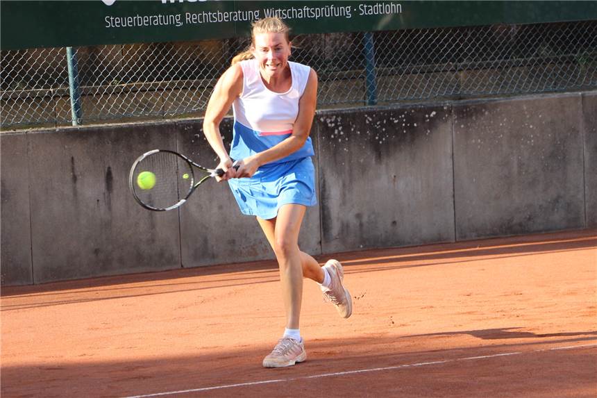 Westfälischer Tennisverband hält an Planung für Sommersaison fest Nach dem Ausfall der kompletten Sommersaison 2020 in der Regionalliga hoffen Christina Geuking und BW Stadtlohn, dieses Jahr dort aufschlagen zu dürfen.