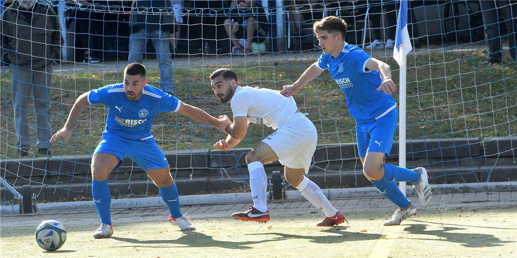 Liveticker zum Nachlesen: So lief es für VfL Schwerte, VfB Westhofen und Geisecker SV Nach dem Derby am vergangenen Sonntag stand für den VfB Westhofen (blaue Trikots) und den VfL Schwerte jeweils das sechste Saisonspiel auf dem Programm.