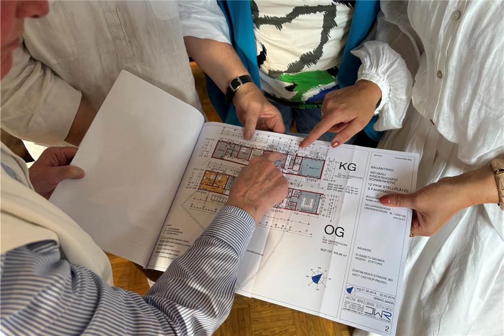 Charity-Lauf für das Kinderhospiz Sonnenherz Nach den Plänen von Architekt Klaus Winkelmann wird an der Stadtgrenze zwischen Castrop-Rauxel und Dortmund ein Hospiz für Kinder gebaut. Das Sonnenherz soll 2026 eröffnet werden.