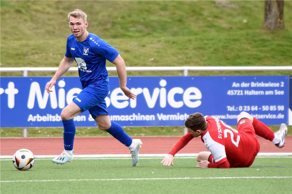 Nach der Derby-Niederlage konnte der TuS Sythen wieder jubeln: Am Ende stand es 5:2 gegen den SV Schermbeck II.