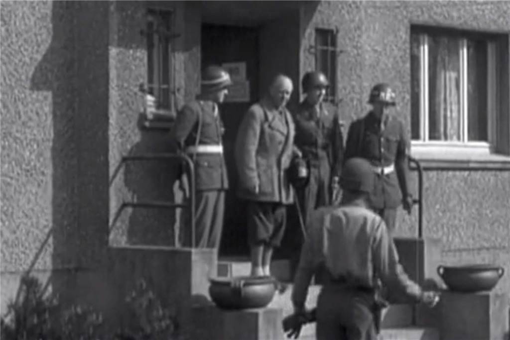 Kriegsende: Das Geheimnis um den US-Stützpunkt in Haltern ist gelüftet Nach der Kapitulation wurde Franz von Papen, kurzzeitig Vizekanzler im Kabinett Hitler, von den Amerikanern in Haltern verhört.