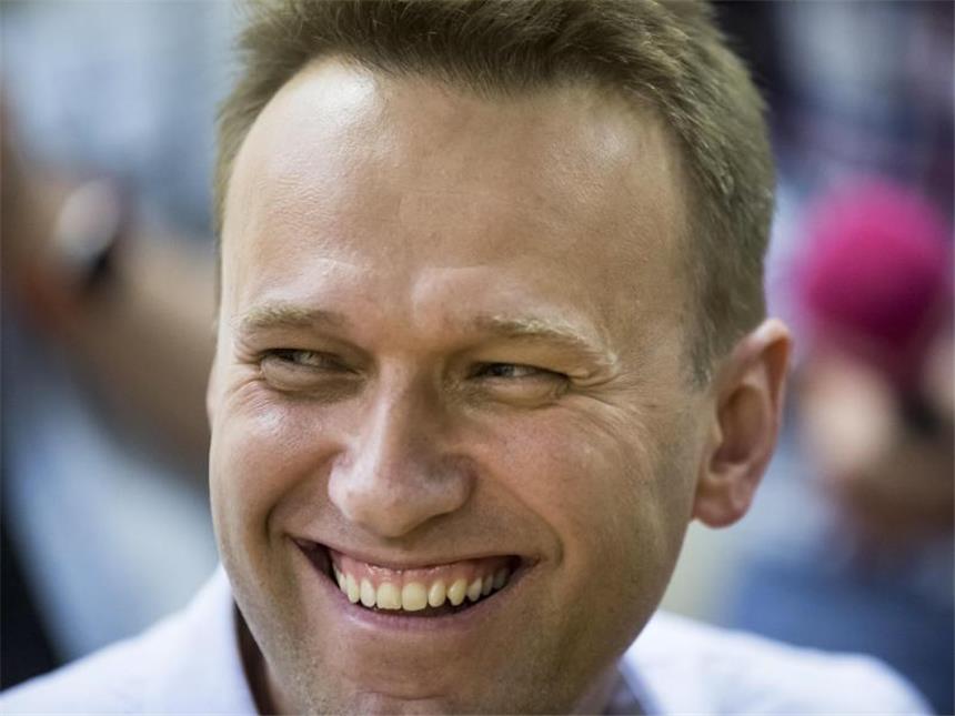30 Tage Arrest: Nawalny will in Berufung gehen Nach der Verurteilung witzelte Nawalny: "Ich verpasse deswegen auch noch das Konzert von Depeche Mode in Moskau." Foto: Alexander Zemlianichenko