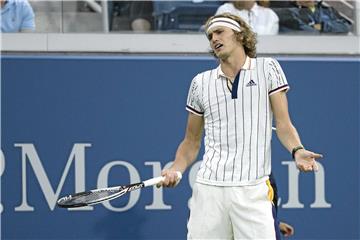 Nach der zweiten Runde war für Alexander Zverev bei den US Open bereits Schluss. Der 20-Jährige schaffte es wieder einmal nicht, bei einem Grand-Slam-Turnier zu überzeugen.m