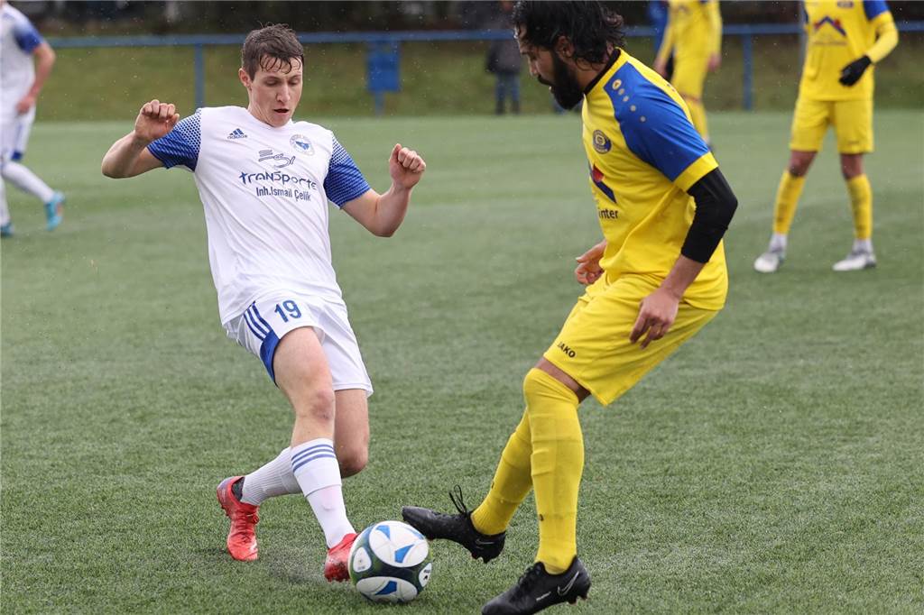 Nach einem frühen 0:1 setzte sich BW Huckarde mit 4:2 bei der Spvg Schwerin durch und zog die Gastgeber mit in den Abstiegskampf hinein.