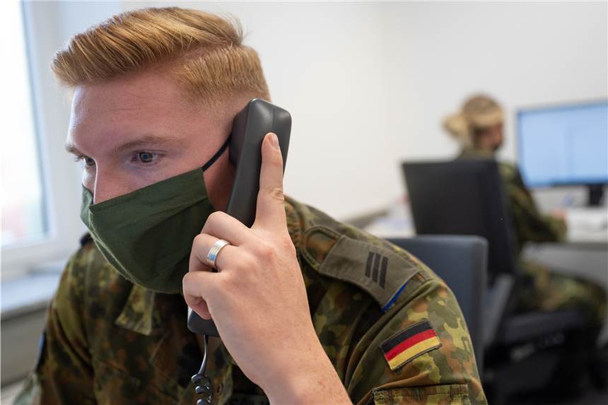 Bundeswehr zieht aus Dortmund ab Nach einem neunmonatigen Einsatz zieht die Bundeswehr aus Dortmund wieder ab.